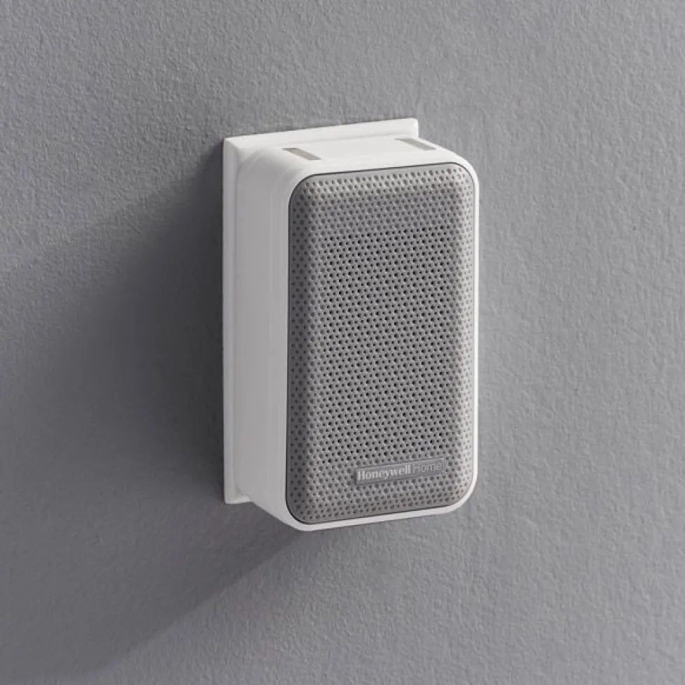 Honeywell Home 3 Series Plug-In Wireless Doorbell with Strobe Light and Push Button - RDWL313P