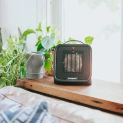 Honeywell UberHeat Plus Ceramic Heater for Small Spaces - Black, HCE220B